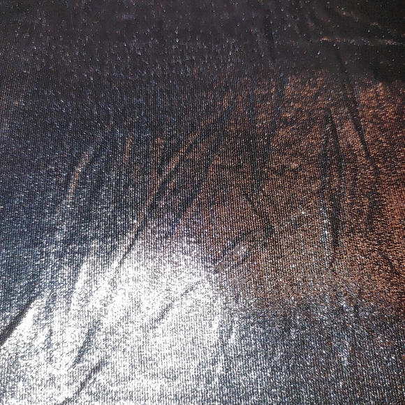 Shiny silver spandex style leggings small - Picture 6 of 8